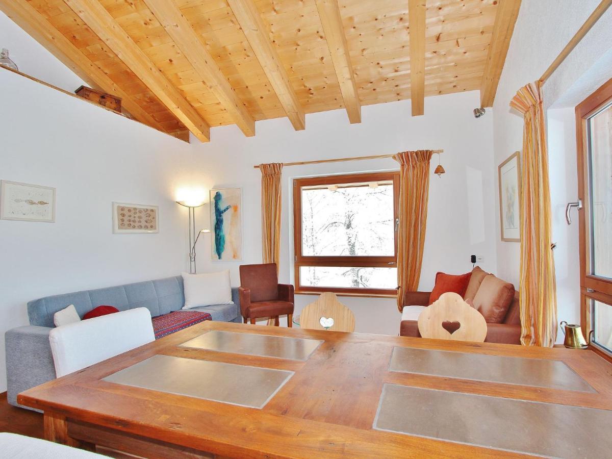 Flat Directly On The Ski Slope With Valley View Санкт Йохан ин Тирол Екстериор снимка