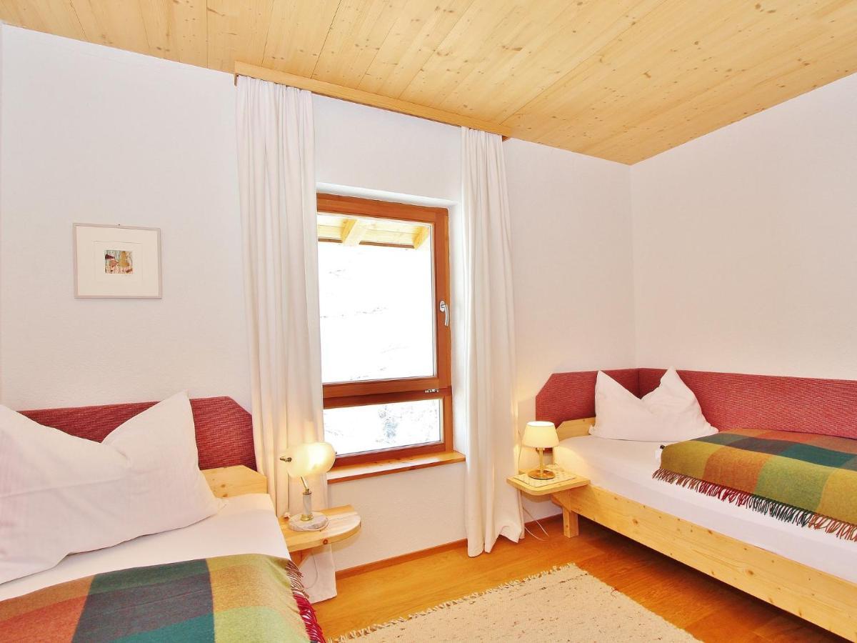 Flat Directly On The Ski Slope With Valley View Санкт Йохан ин Тирол Екстериор снимка