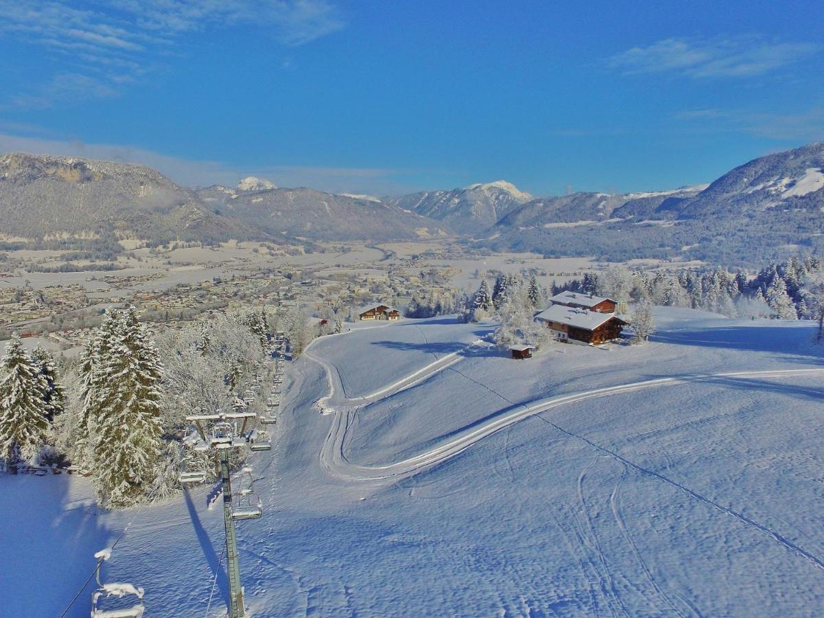 Flat Directly On The Ski Slope With Valley View Санкт Йохан ин Тирол Екстериор снимка