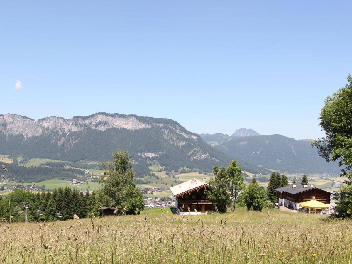 Flat Directly On The Ski Slope With Valley View Санкт Йохан ин Тирол Екстериор снимка
